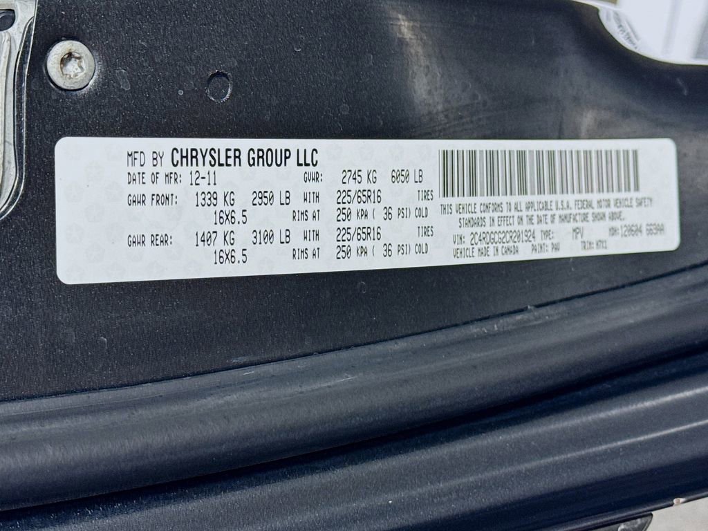 Used 2012 Dodge Grand Caravan SXT image 37