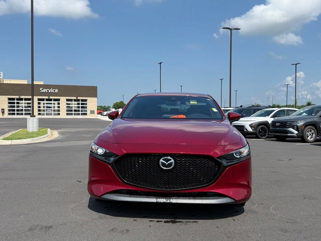 Used 2019 MAZDA MAZDA3 Hatchback FWD image 2