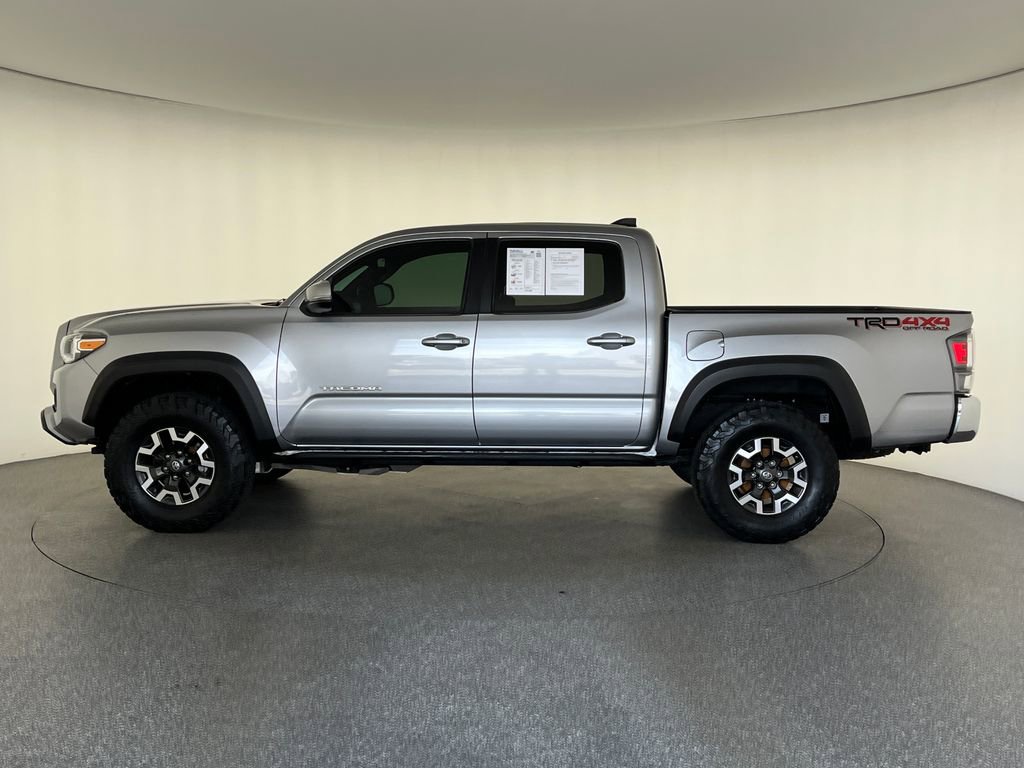 Used 2020 Toyota Tacoma TRD Off-Road AWD/4WD image 7