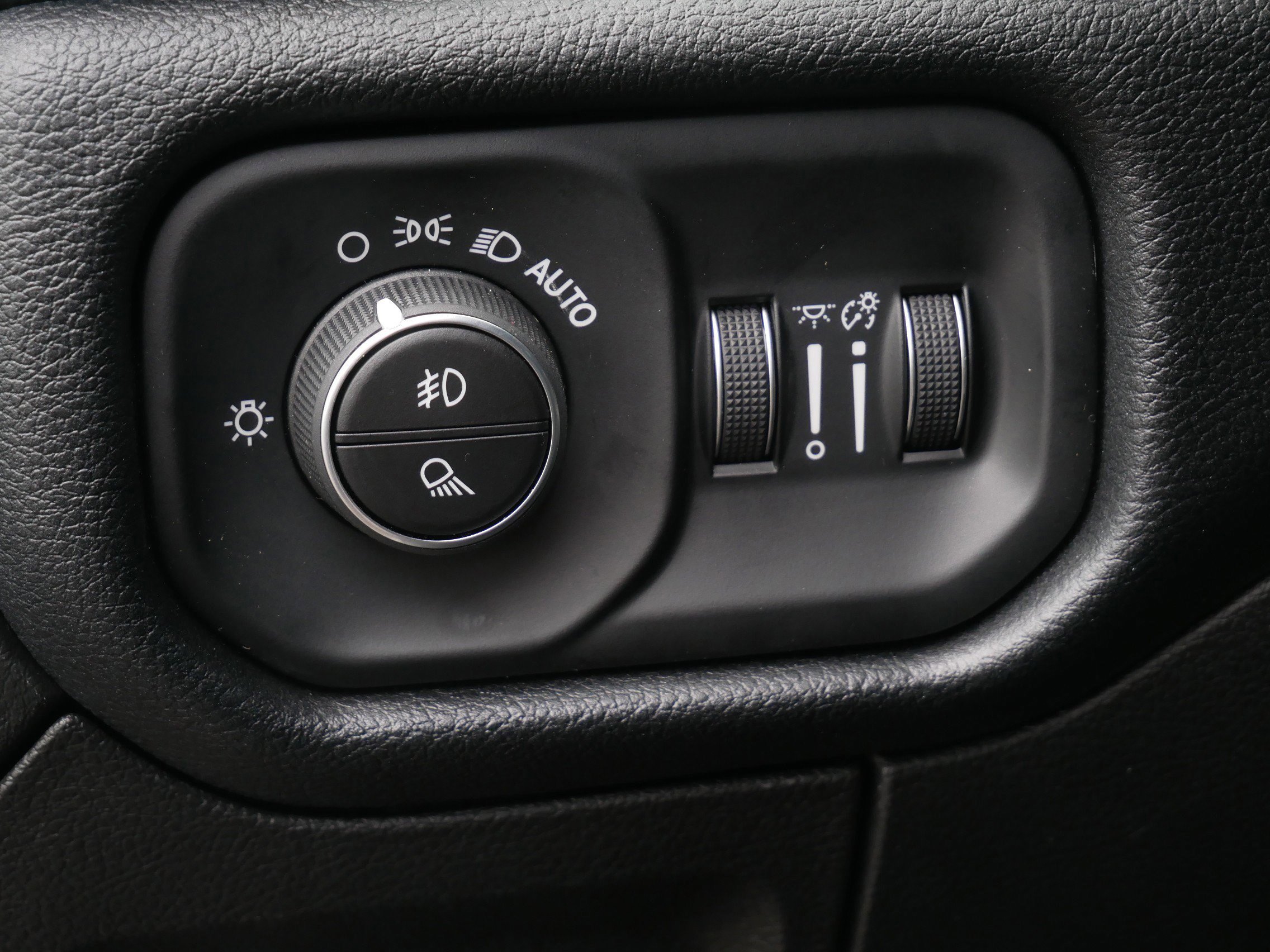 New 2026 RAM 1500 Laramie w/ Night Edition image 14