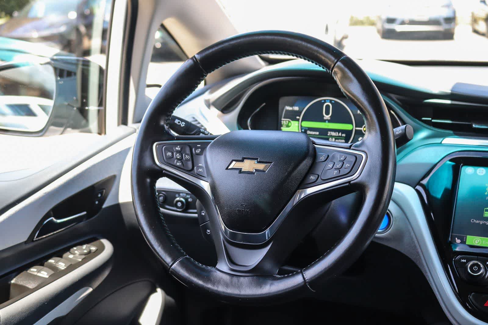 Used 2020 Chevrolet Bolt Premier w/ Infotainment Package FWD image 15