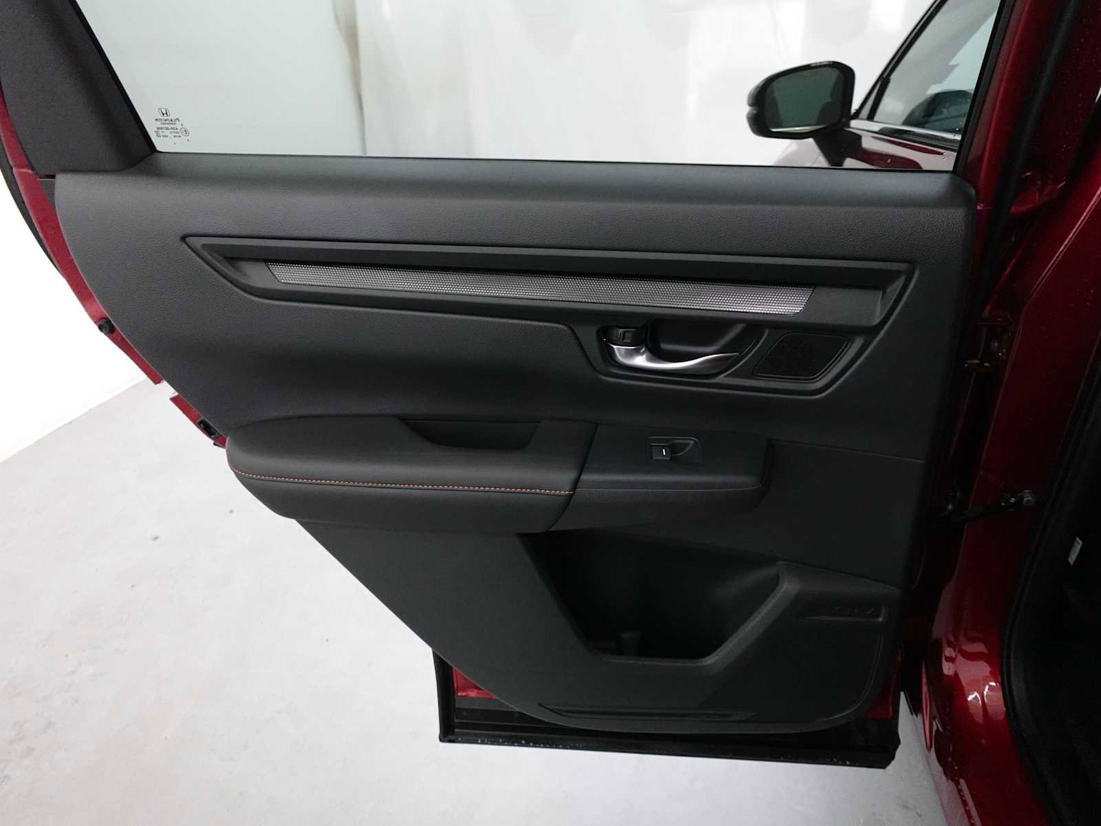 Certified 2025 Honda CR-V Sport-L image 24