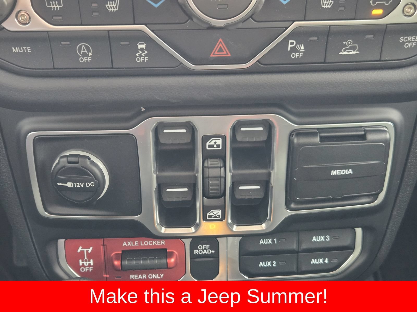 New 2026 Jeep Gladiator Mojave AWD/4WD image 26