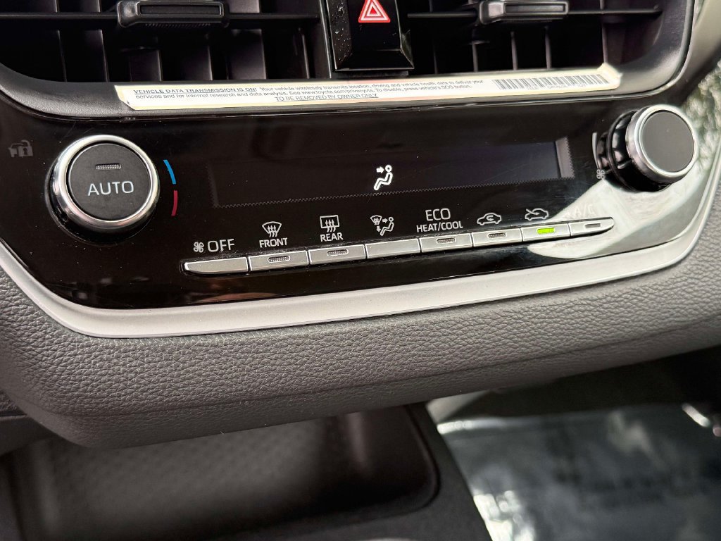 Used 2024 Toyota Corolla LE FWD image 23
