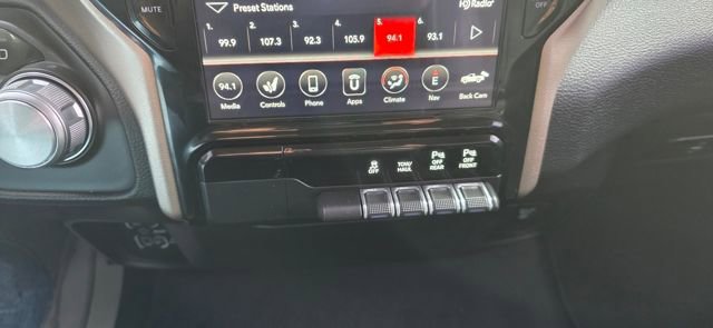 Used 2019 RAM 1500 Laramie image 20