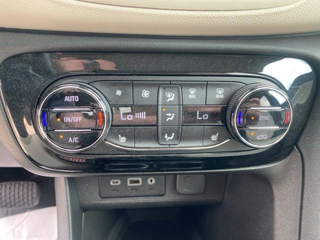 Used 2023 Buick Encore GX Select FWD image 5