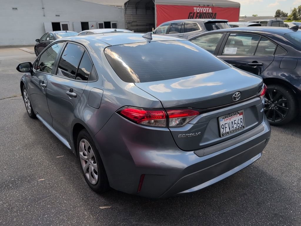 Used 2020 Toyota Corolla LE image 4
