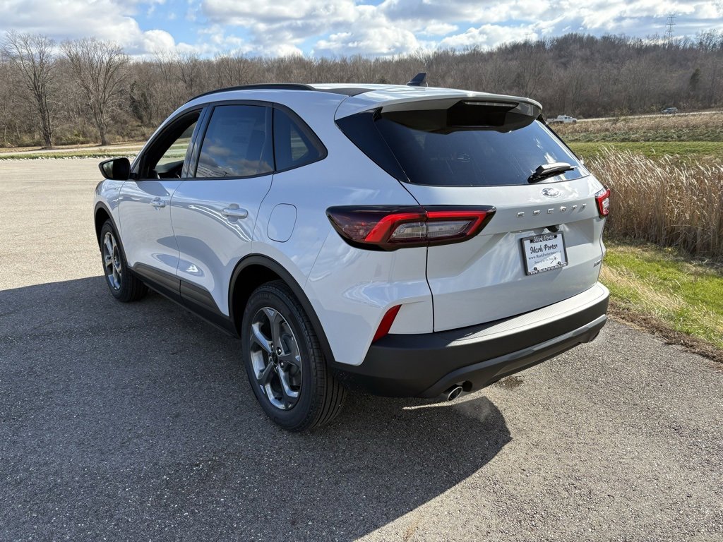 New 2026 Ford Escape ST-Line w/ Cold Weather Package image 3