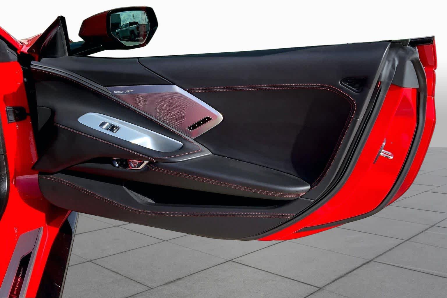Used 2021 Chevrolet Corvette Stingray Premium Conv w/ Z51 Performance Package RWD image 18