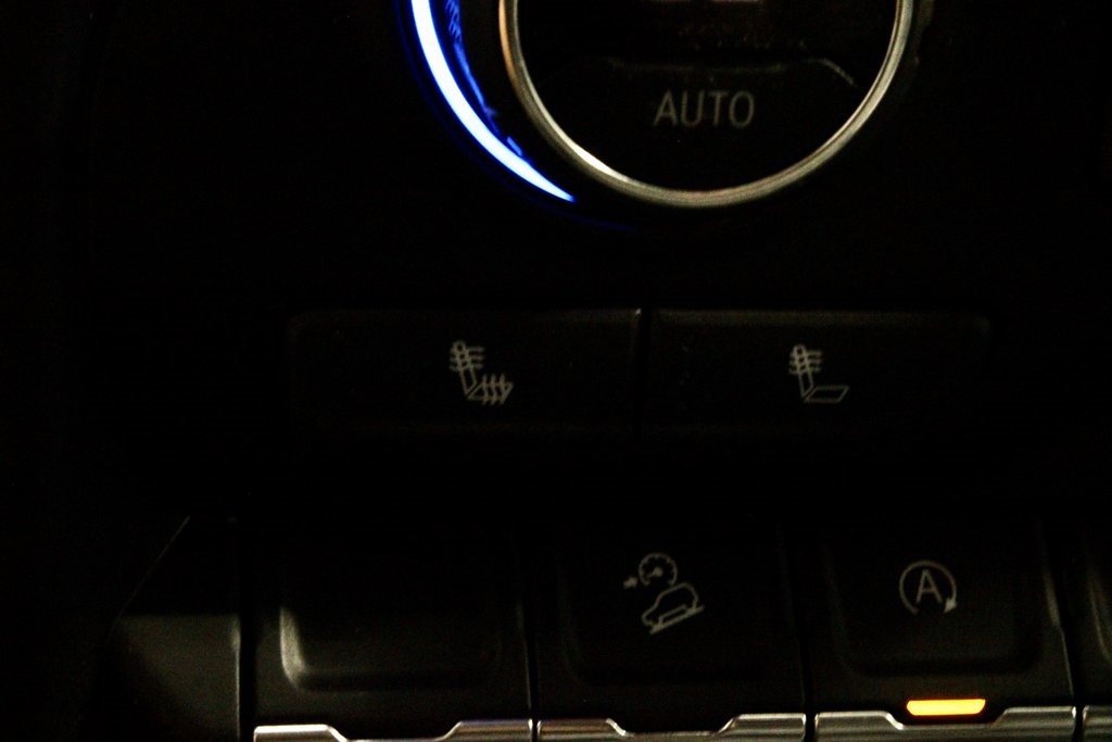 Used 2021 Chevrolet Silverado 1500 LT image 4