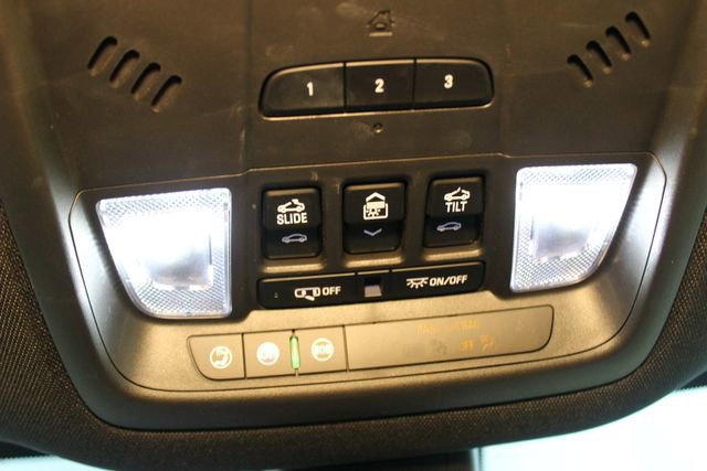 Used 2022 Buick Enclave Essence w/ Experience Buick Package image 29