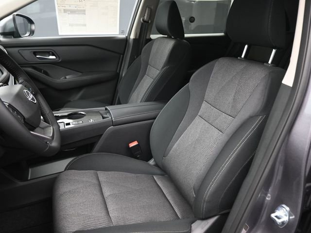 New 2026 Nissan Rogue SV w/ Cold Weather Package FWD image 18