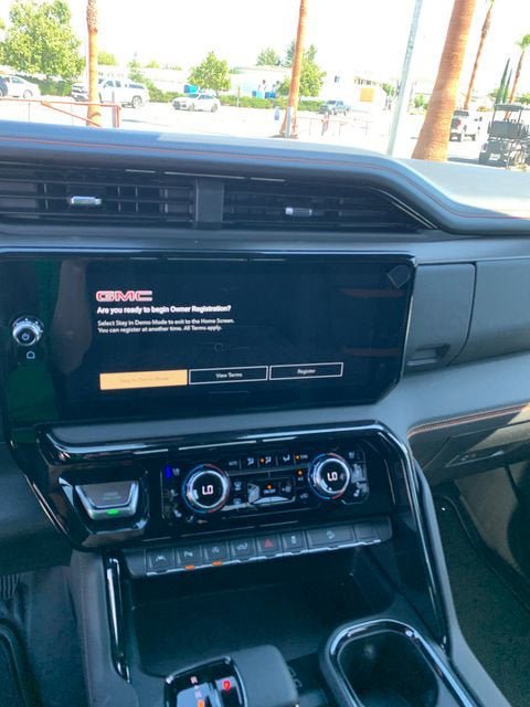 New 2026 GMC Sierra 1500 AT4 w/ Technology Package AWD/4WD image 23