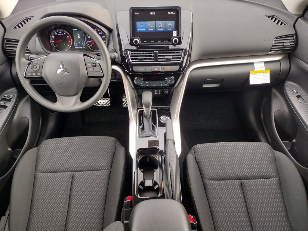 New 2026 Mitsubishi Eclipse Cross ES image 2