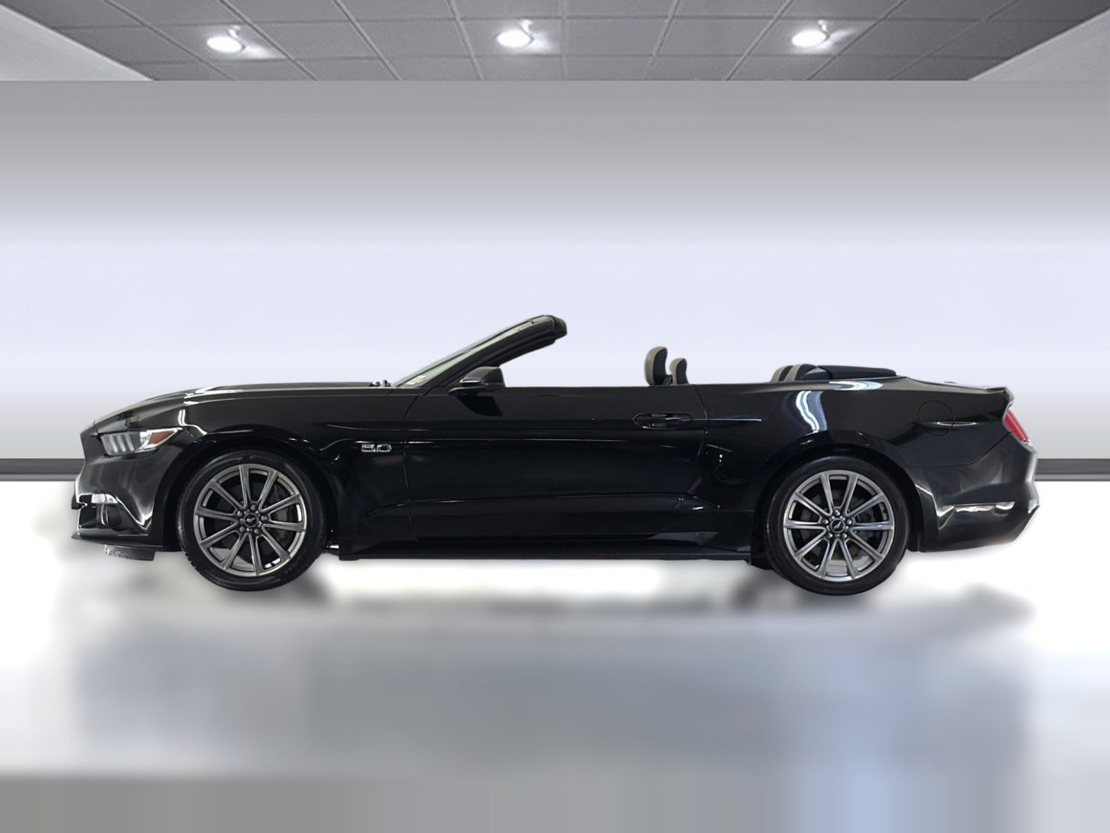 Used 2016 Ford Mustang GT Premium image 2