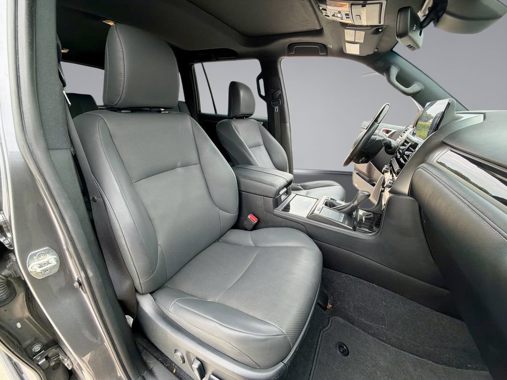 Certified 2023 Lexus GX 460 Premium AWD/4WD image 16