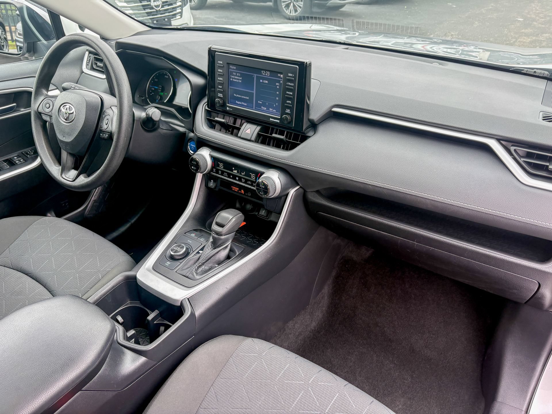 Used 2022 Toyota RAV4 XLE w/ Convenience Package AWD/4WD image 26