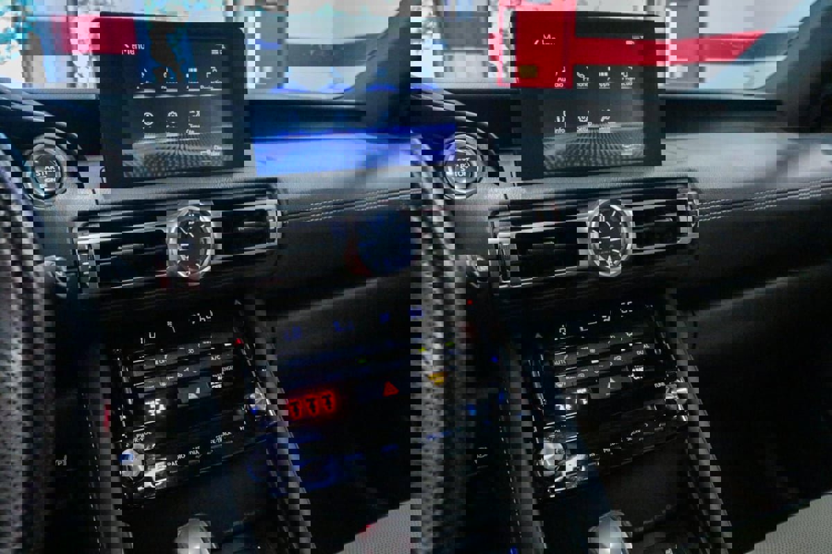 Used 2022 Lexus IS 350 F Sport w/ Accessory Package image 15