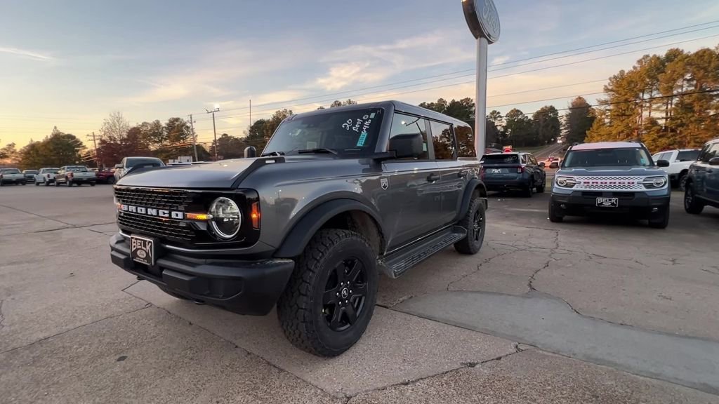 New 2025 Ford Bronco Big Bend image 2