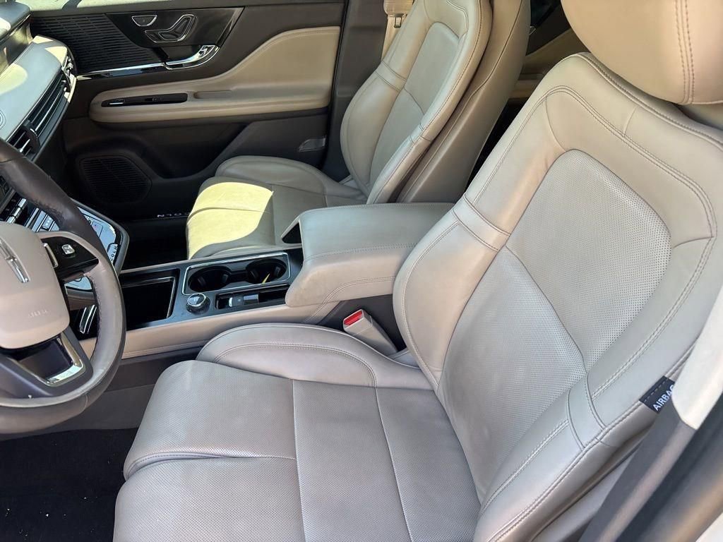 Used 2022 Lincoln Corsair Grand Touring w/ Elements Technology Bundle image 11