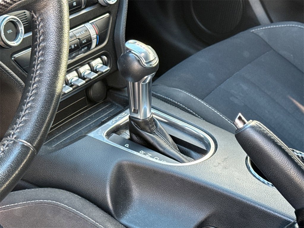 Used 2019 Ford Mustang Coupe w/ Ecoboost Performance Package image 23