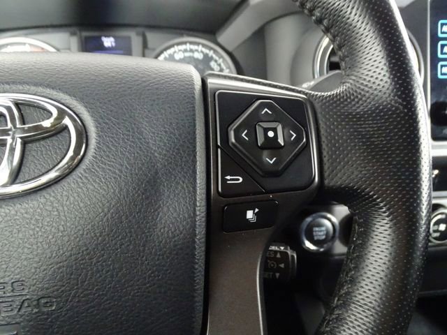 Used 2016 Toyota Tacoma TRD Off-Road w/ Towing Package image 19