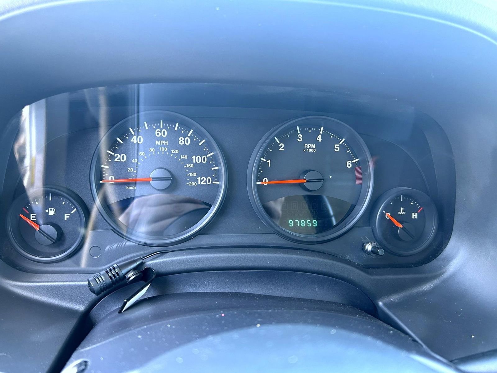 Used 2013 Jeep Patriot Latitude AWD/4WD image 14