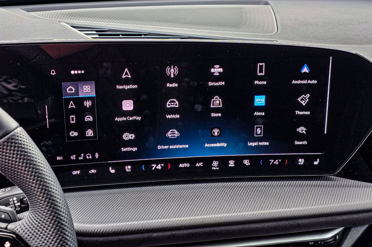 Used 2025 Audi SQ5 Prestige image 17