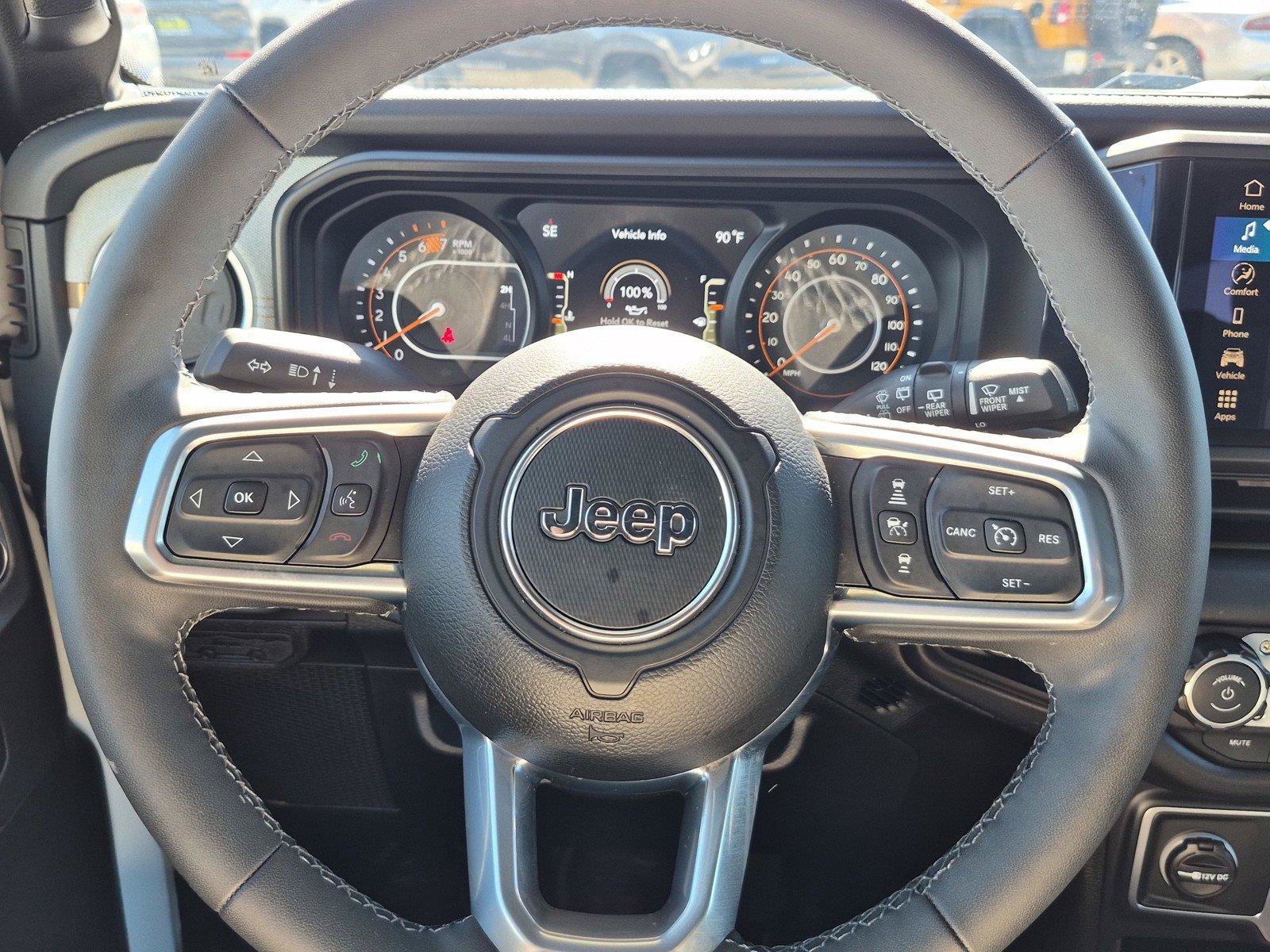 Certified 2026 Jeep Wrangler Unlimited Sahara AWD/4WD image 27