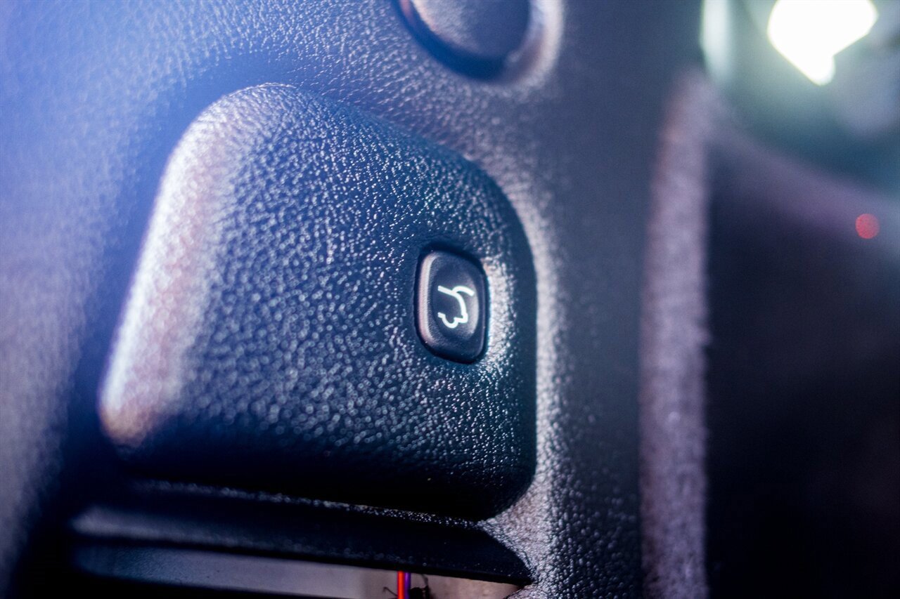 Used 2022 Dodge Durango GT image 34