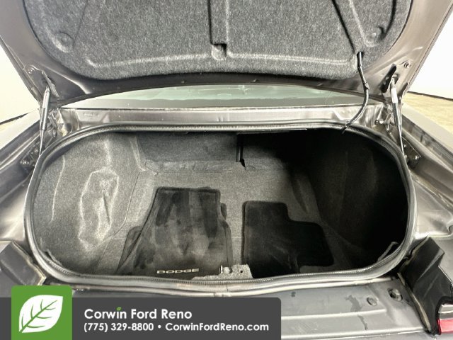 Used 2015 Dodge Challenger R/T Plus RWD image 29