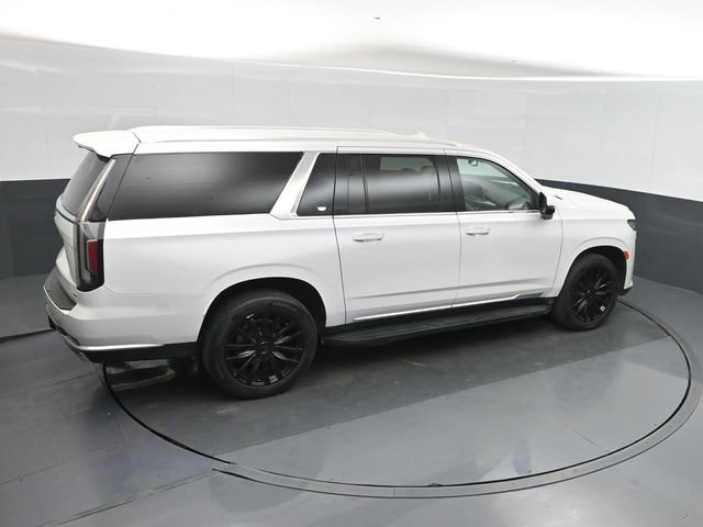 Used 2021 Cadillac Escalade ESV Luxury image 32