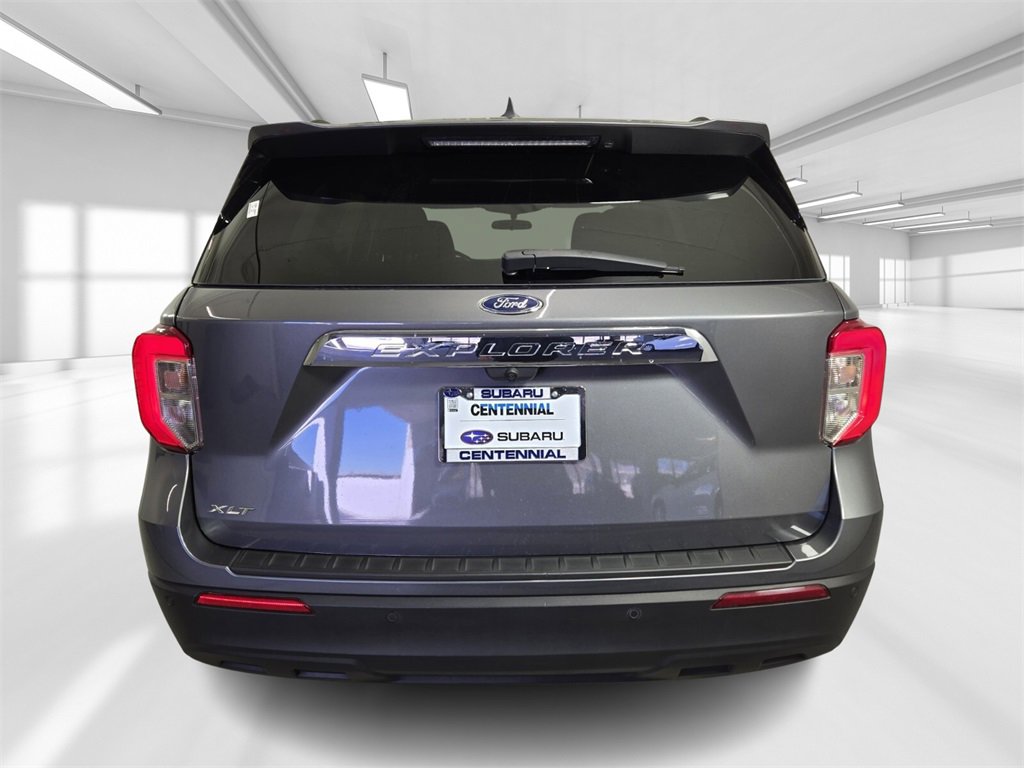 Used 2023 Ford Explorer XLT image 5