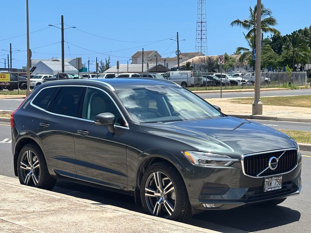 Used 2018 Volvo XC60 T6 Momentum w/ Convenience Package AWD/4WD image 6