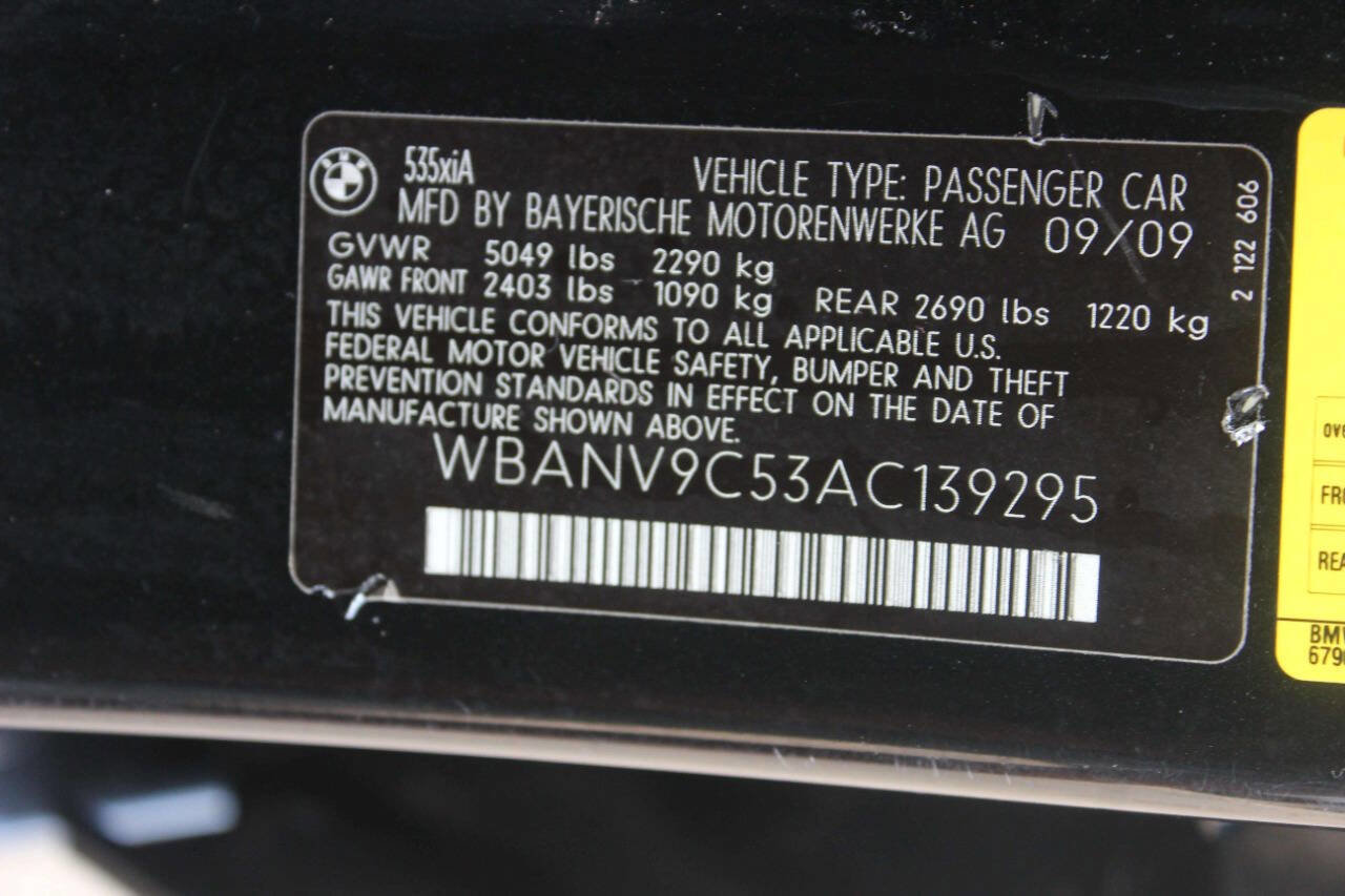 Used 2010 BMW 535i xDrive Sedan image 10