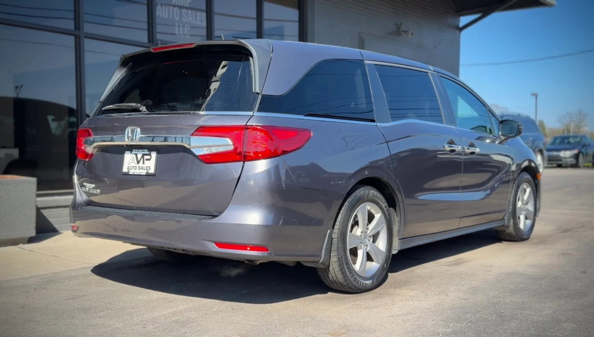 Used 2019 Honda Odyssey EX-L image 2