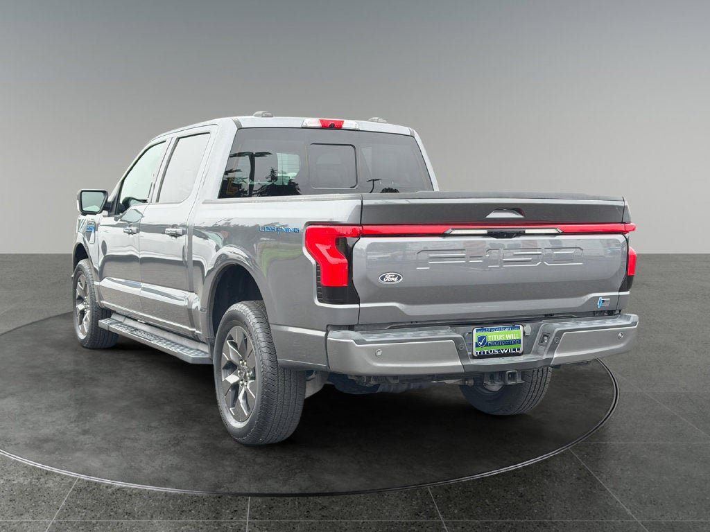 Used 2024 Ford F150 Lightning Lariat AWD/4WD image 7