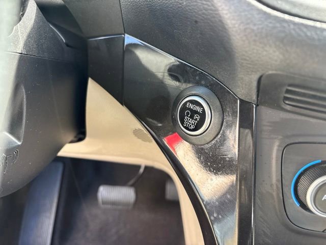 Used 2019 Ford Escape Titanium AWD/4WD image 19