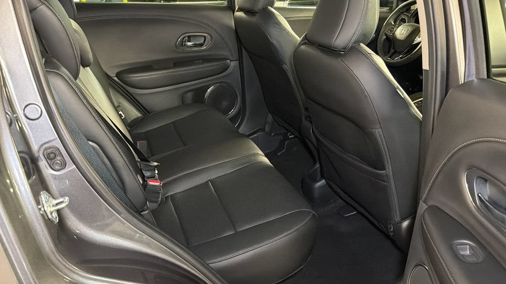 Used 2021 Honda HR-V EX-L image 13