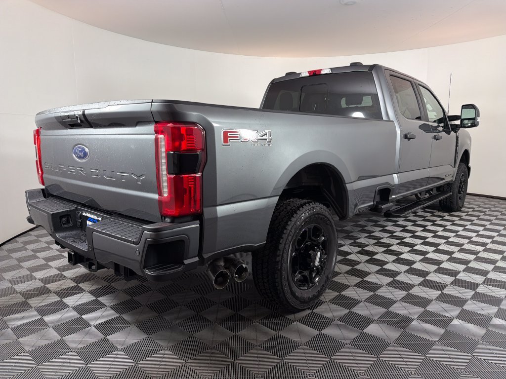 New 2026 Ford F350 XL w/ STX Appearance Package AWD/4WD image 3