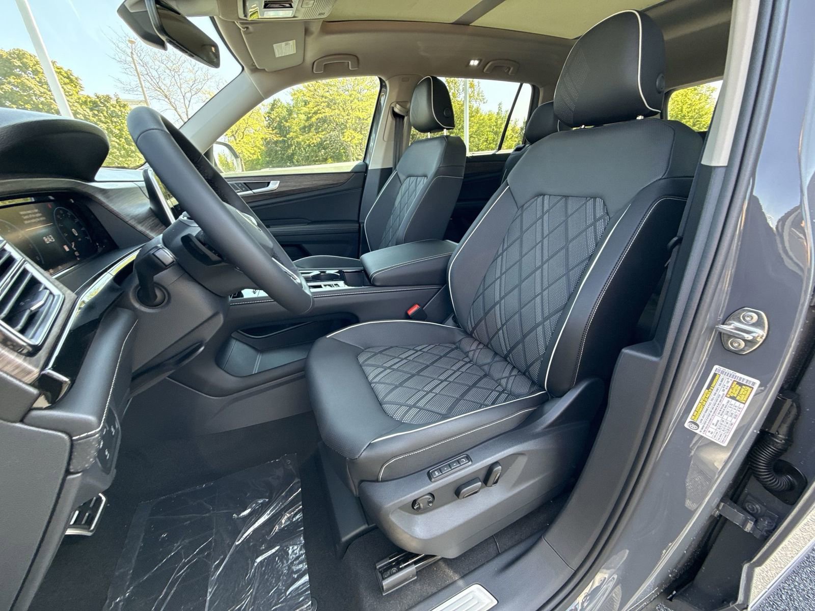 New 2026 Volkswagen Atlas SEL Premium R-Line image 12