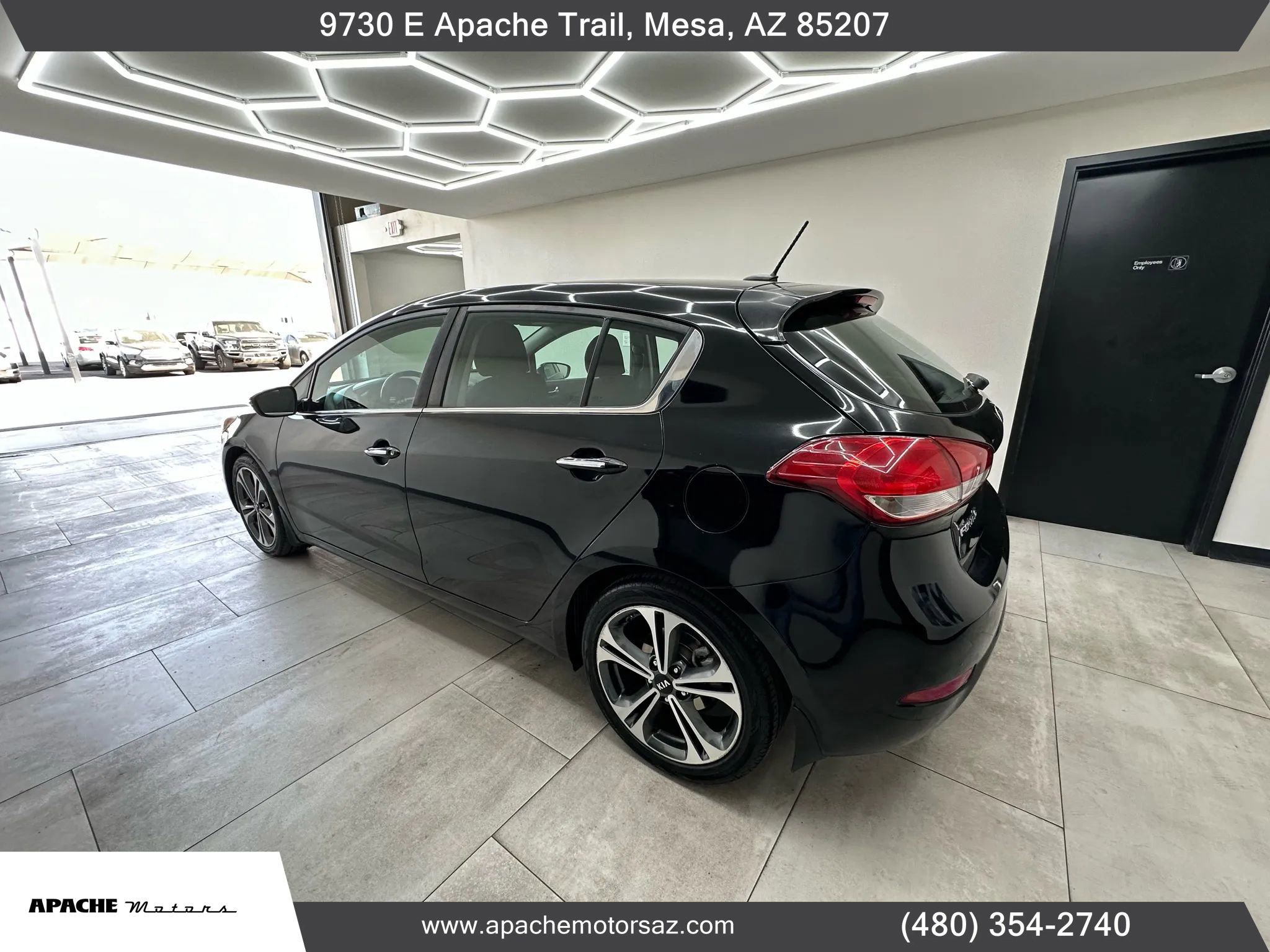 Used 2016 Kia Forte EX image 10