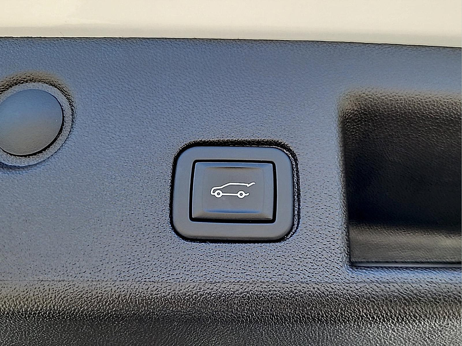 Used 2024 Chevrolet Equinox LT AWD/4WD image 27