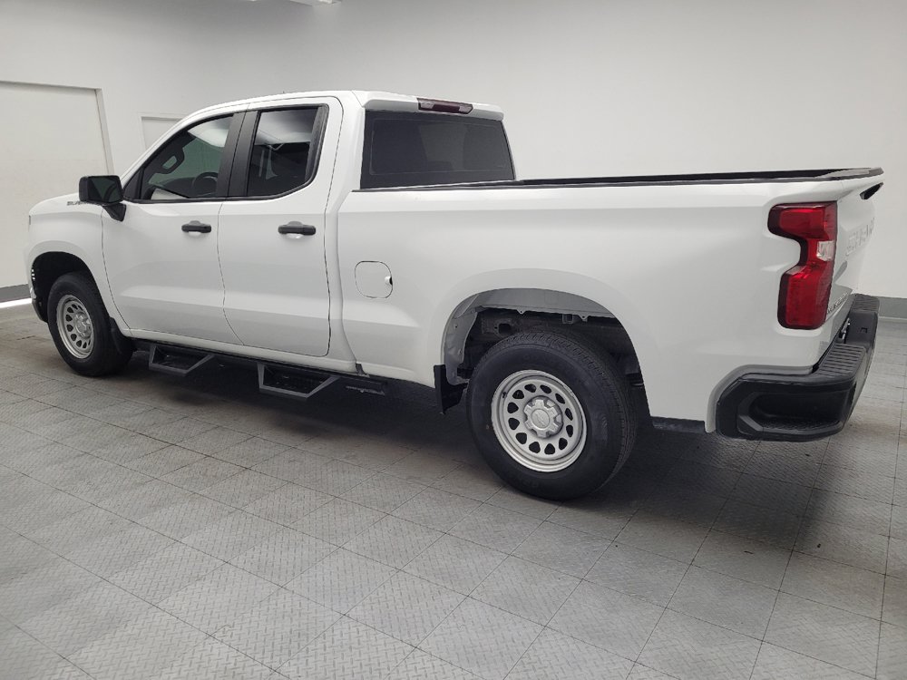 Used 2023 Chevrolet Silverado 1500 W/T RWD image 3