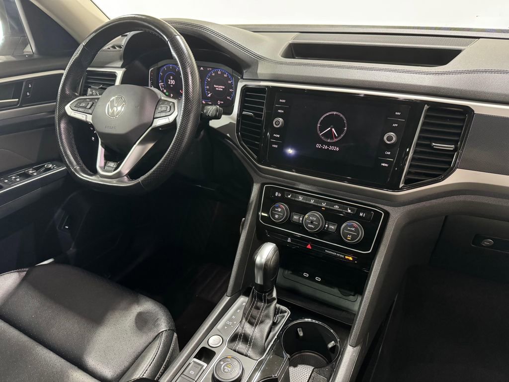 Used 2021 Volkswagen Atlas SEL R-Line image 31