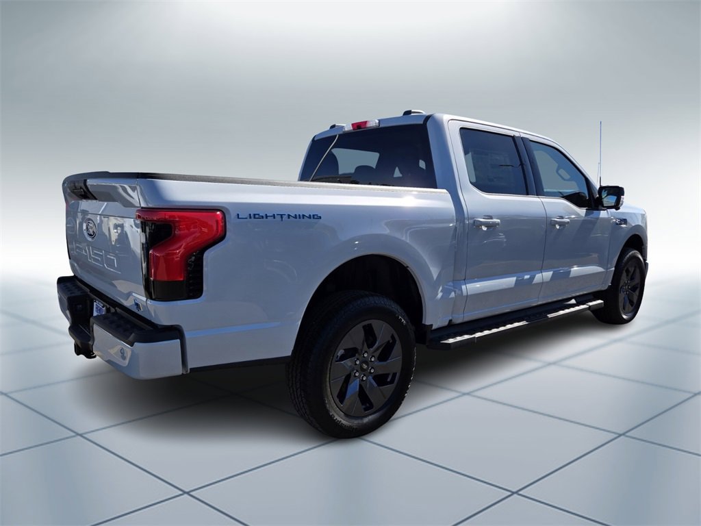 New 2025 Ford F150 Lightning Flash image 3