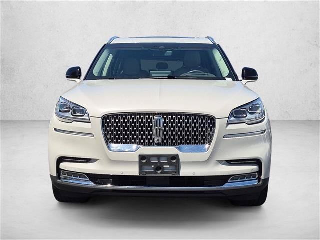 Used 2020 Lincoln Aviator Reserve w/ Equipment Group 202A AWD/4WD image 2