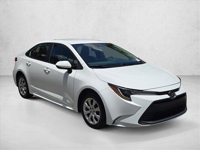 Used 2024 Toyota Corolla LE FWD image 3