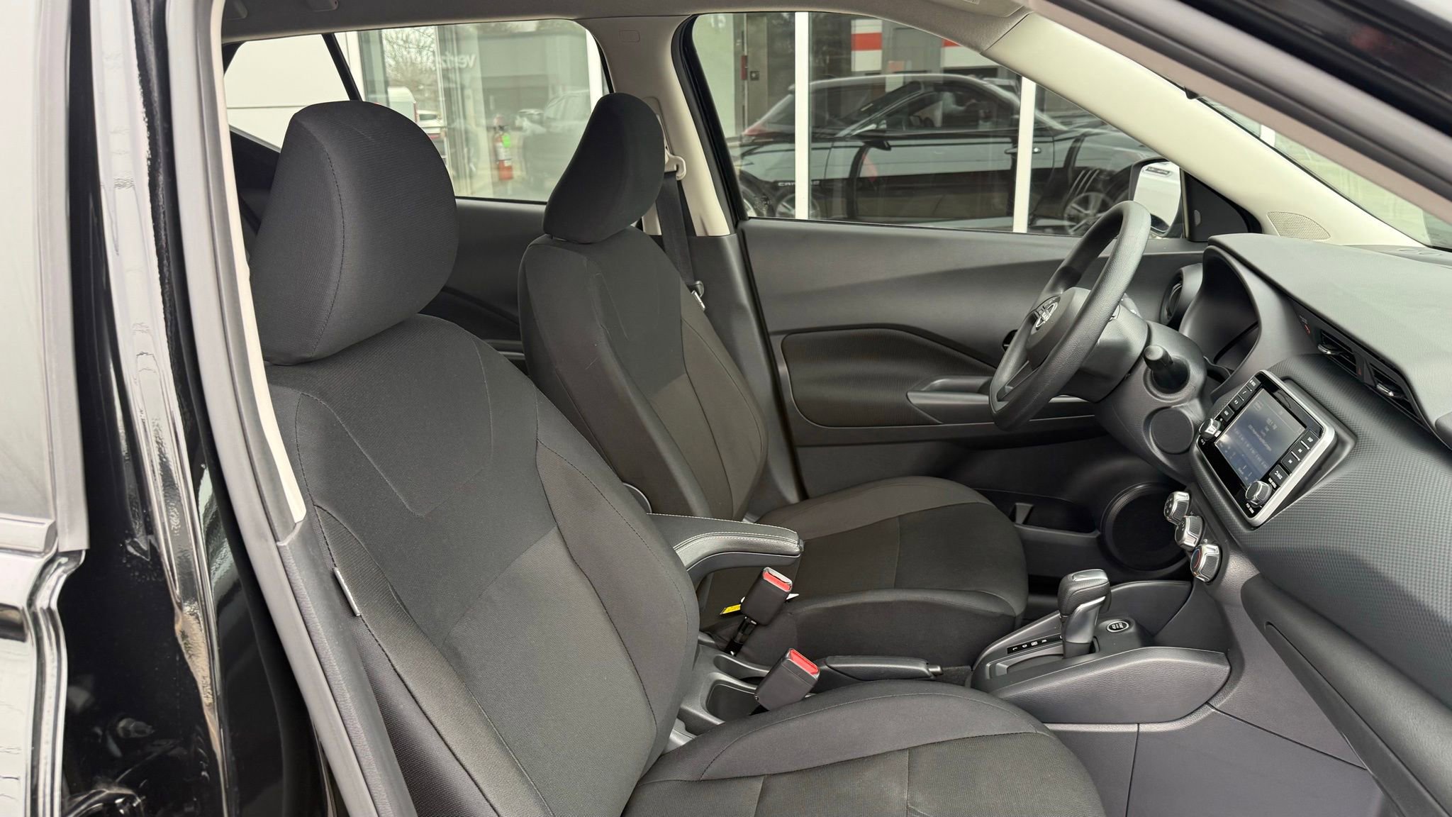 Used 2025 Nissan Kicks Play S image 15