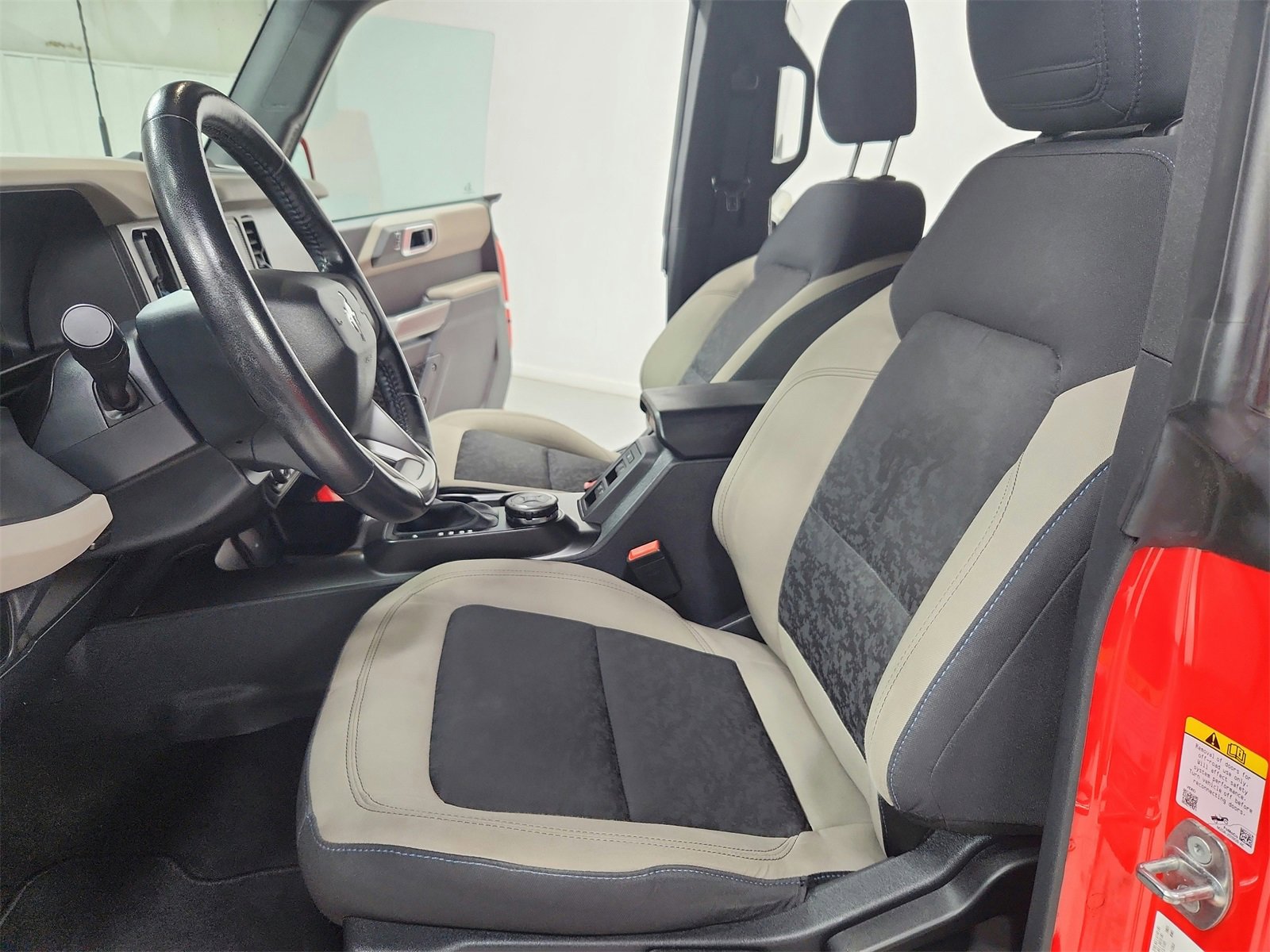 Used 2022 Ford Bronco Wildtrak image 19